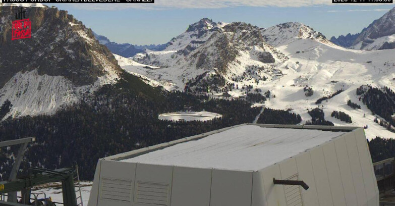 Webcam Campitello-Mazzin-Col Rodella - Canazei - Belvedere - Skiarea Belvedere