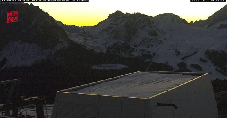 Webcam Campitello-Mazzin-Col Rodella - Canazei - Belvedere - Skiarea Belvedere
