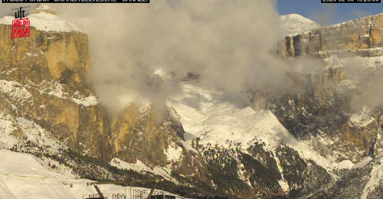 Webcam Campitello-Mazzin-Col Rodella - Canazei - Belvedere - Skiarea Belvedere