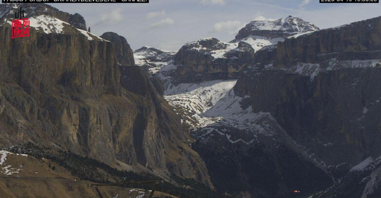 Webcam Campitello-Mazzin-Col Rodella - Canazei - Belvedere - Skiarea Belvedere