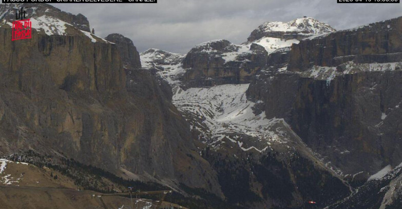 Webcam Campitello-Mazzin-Col Rodella - Canazei - Belvedere - Skiarea Belvedere