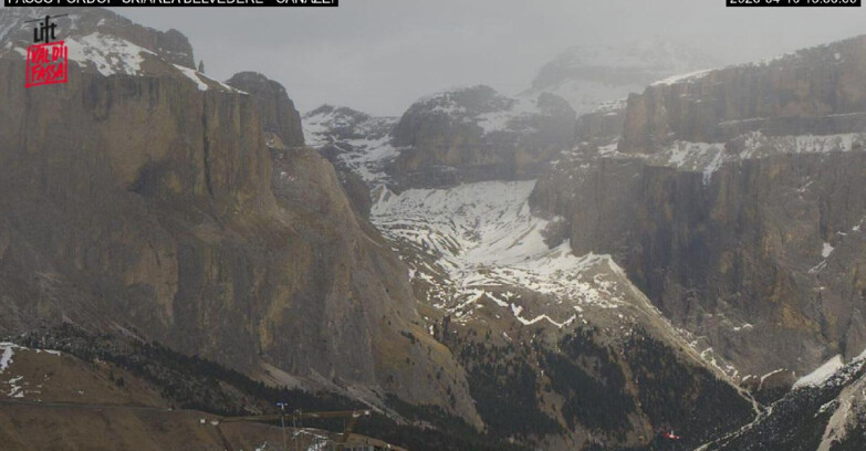 Webcam Campitello-Mazzin-Col Rodella - Canazei - Belvedere - Skiarea Belvedere