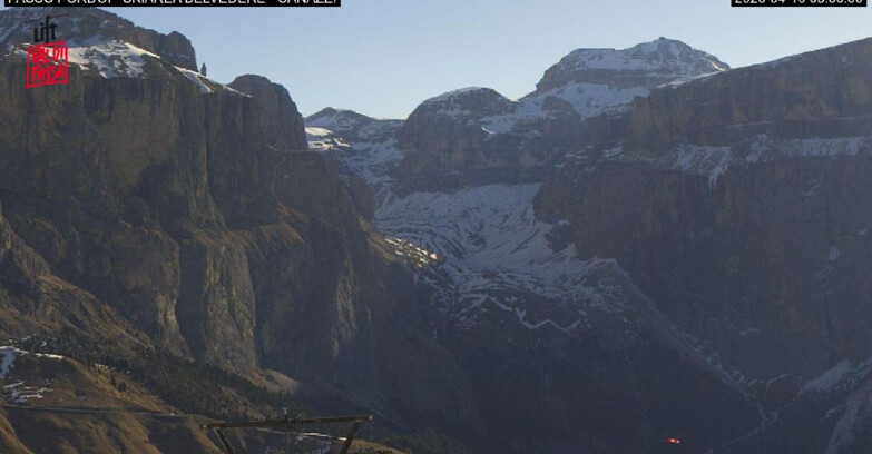 Webcam Campitello-Mazzin-Col Rodella - Canazei - Belvedere - Skiarea Belvedere