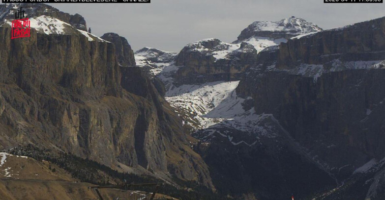 Webcam Campitello-Mazzin-Col Rodella - Canazei - Belvedere - Skiarea Belvedere