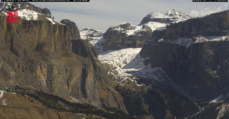 Webcam Campitello-Mazzin-Col Rodella - Canazei - Belvedere - Skiarea Belvedere