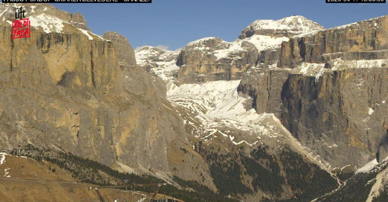 Webcam Campitello-Mazzin-Col Rodella - Canazei - Belvedere - Skiarea Belvedere