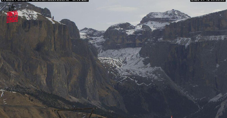 Webcam Campitello-Mazzin-Col Rodella - Canazei - Belvedere - Skiarea Belvedere