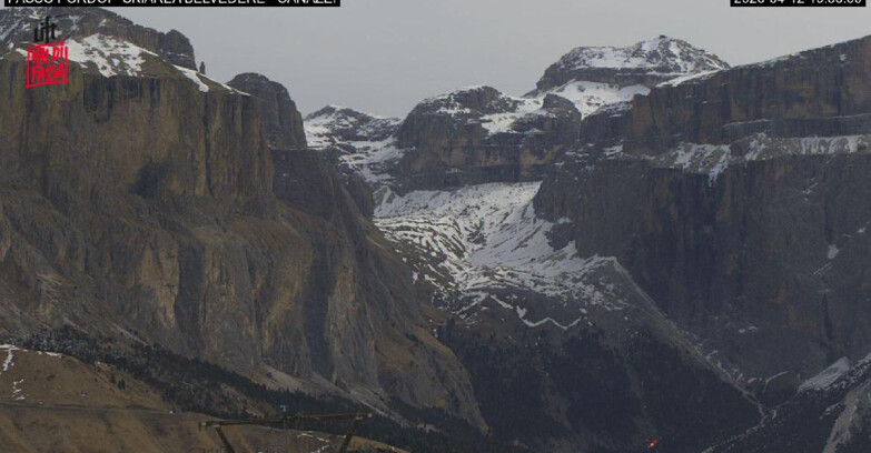 Webcam Campitello-Mazzin-Col Rodella - Canazei - Belvedere - Skiarea Belvedere