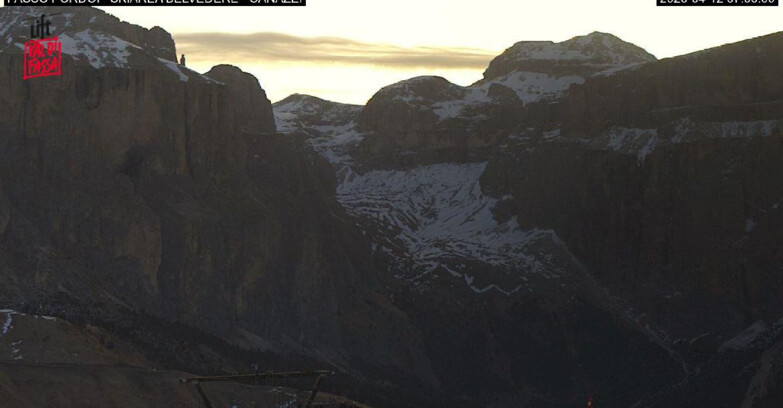 Webcam Campitello-Mazzin-Col Rodella - Canazei - Belvedere - Skiarea Belvedere