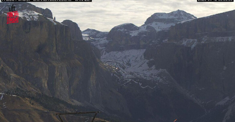 Webcam Campitello-Mazzin-Col Rodella - Canazei - Belvedere - Skiarea Belvedere