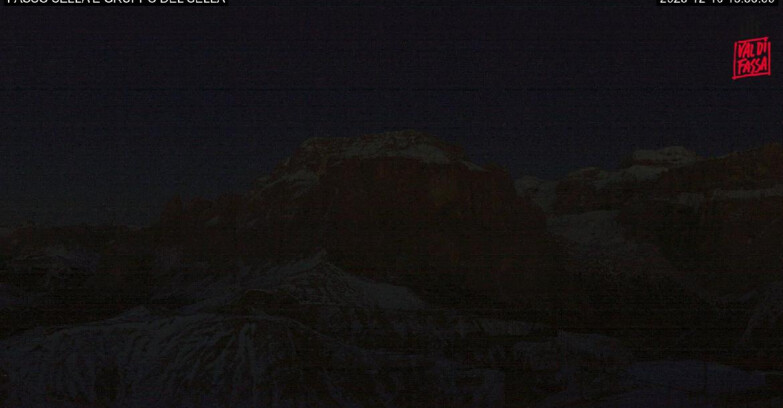 Webcam Campitello-Mazzin-Col Rodella  - Canazei - Passo Pordoi - Sass Pordoi