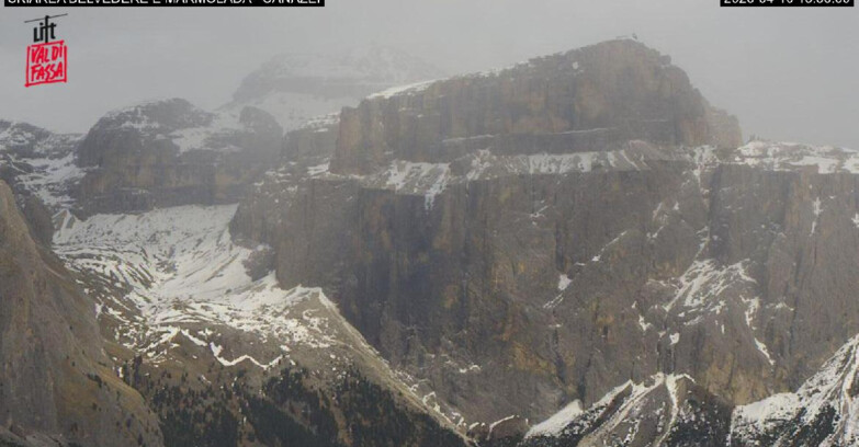 Webcam Campitello-Mazzin-Col Rodella - Canazei - Marmolada