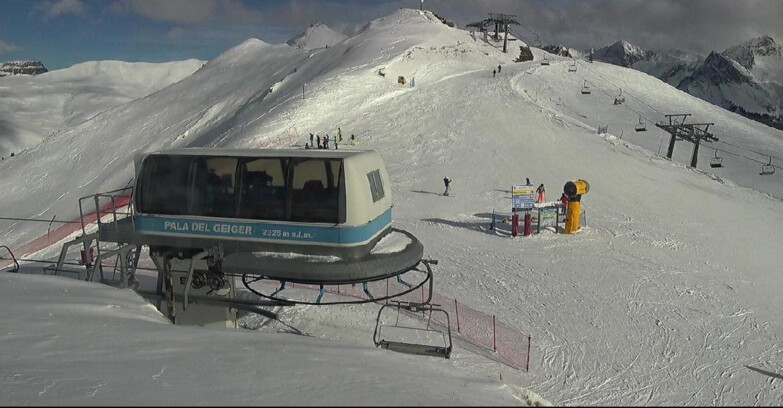 Webcam Pozza di Fassa-Aloch-Buffaure  - Col de Valvacin - Stazione a Monte