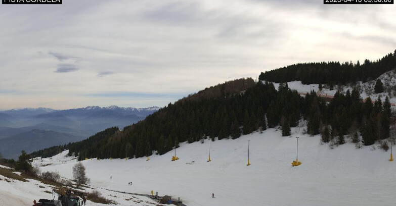 Webcam Monte Bondone - Slope Cordela and snowpark