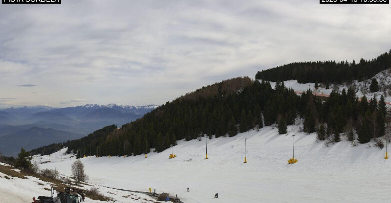 Webcam Monte Bondone - Slope Cordela and snowpark
