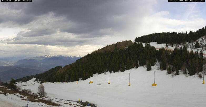 Webcam Monte Bondone - Slope Cordela and snowpark