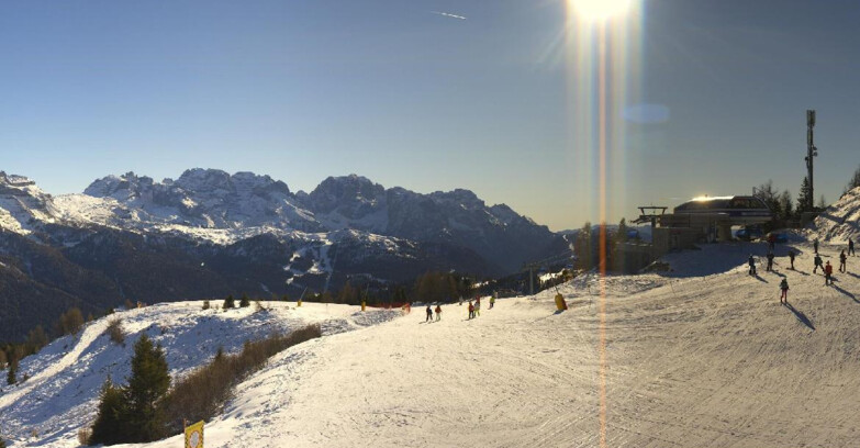 Webcam Skiarea Campiglio Dolomiti di Brenta Val di Sole Val Rendena - Seggiovia Malghette 