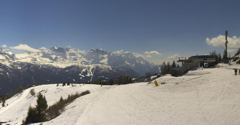 Webcam Ski area Campiglio Dolomiti di Brenta Val di Sole Val Rendena - Seggiovia Malghette 