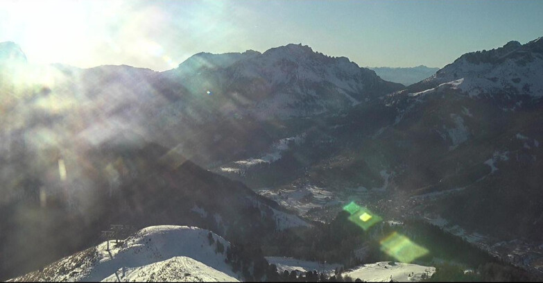 Webcam Pozza di Fassa-Aloch-Buffaure  - Cabinovia Buffaure - Stazione a Monte