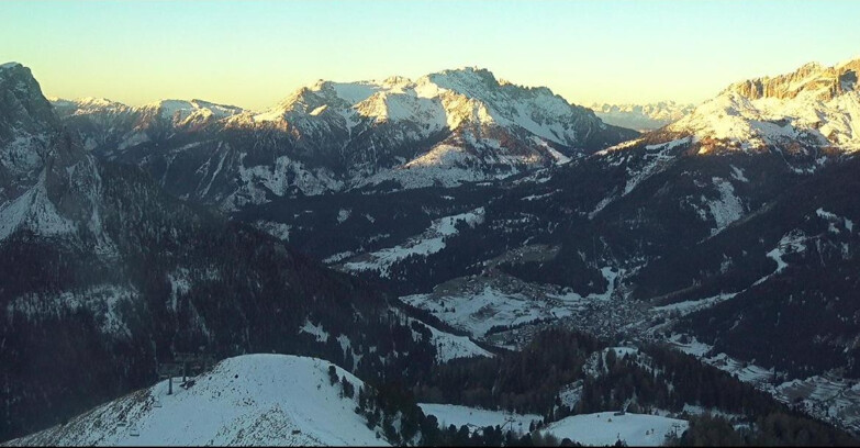 Webcam Pozza di Fassa-Aloch-Buffaure  - Cabinovia Buffaure - Stazione a Monte