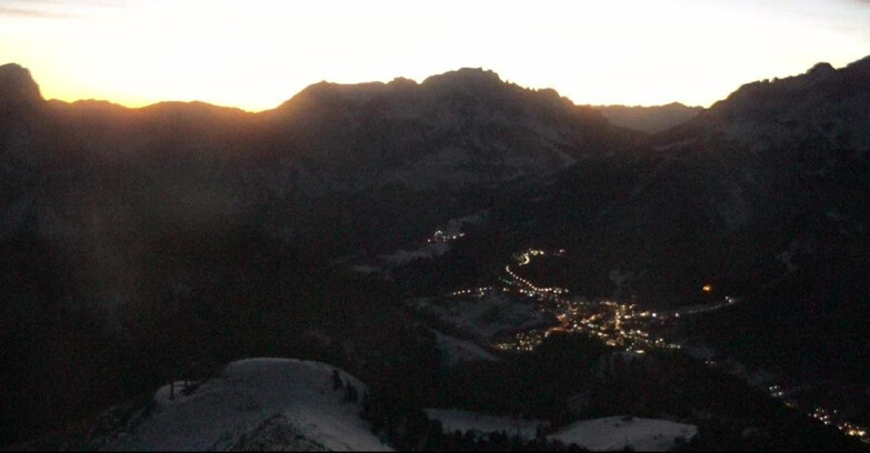 Webcam Pozza di Fassa-Aloch-Buffaure  - Cabinovia Buffaure - Stazione a Monte