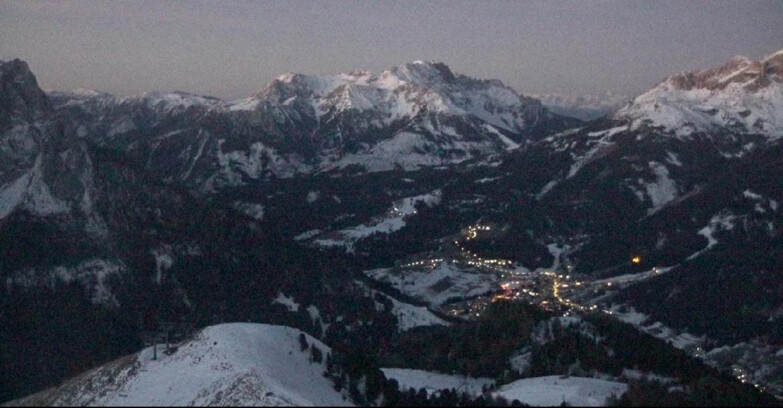 Webcam Pozza di Fassa-Aloch-Buffaure  - Cabinovia Buffaure - Stazione a Monte