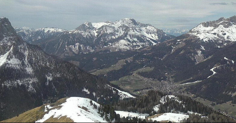 Webcam Pozza di Fassa-Aloch-Buffaure  - Cabinovia Buffaure - Stazione a Monte