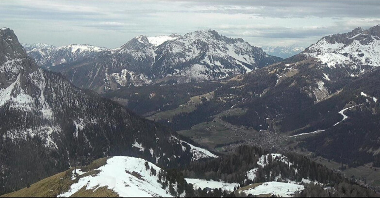 Webcam Pozza di Fassa-Aloch-Buffaure  - Cabinovia Buffaure - Stazione a Monte