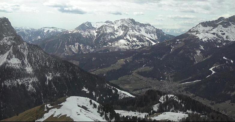 Webcam Pozza di Fassa-Aloch-Buffaure  - Cabinovia Buffaure - Stazione a Monte