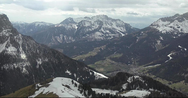 Webcam Pozza di Fassa-Aloch-Buffaure  - Cabinovia Buffaure - Stazione a Monte