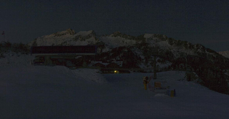 Webcam Folgarida-Marilleva  (Skiarea Campiglio Dolomiti di Brenta - Val di Sole Val Rendena) - Seggiovia Orso Bruno 