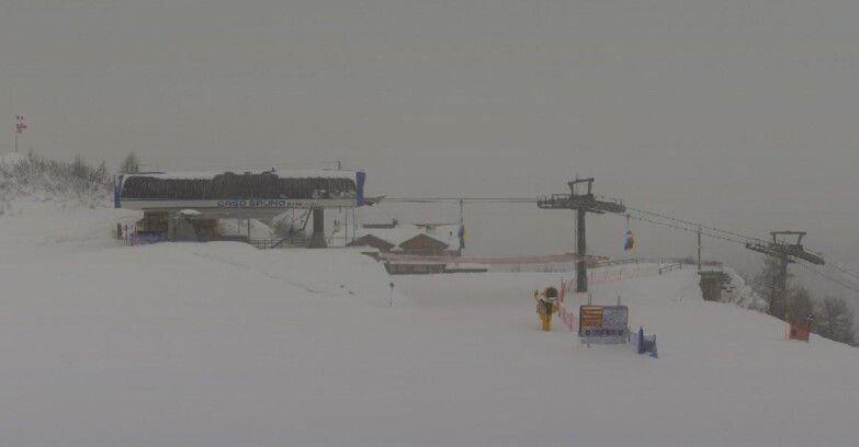 Webcam Folgarida-Marilleva  (Skiarea Campiglio Dolomiti di Brenta - Val di Sole Val Rendena) - Seggiovia Orso Bruno 