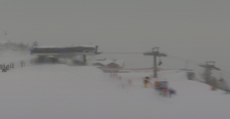 Webcam Skiarea Campiglio Dolomiti di Brenta Val di Sole Val Rendena - Seggiovia Orso Bruno 