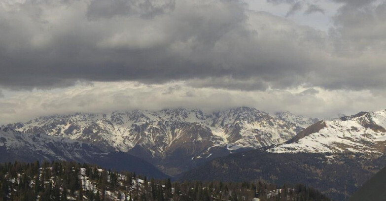 Webcam Skiarea Campiglio Dolomiti di Brenta Val di Sole Val Rendena - Gruppo Ortles Cevedale 