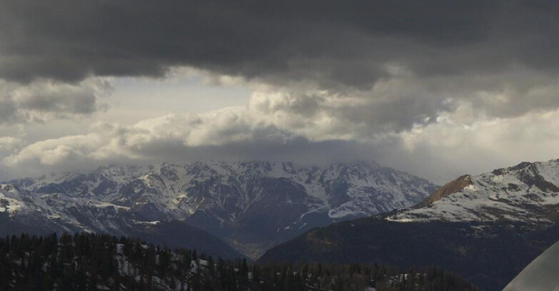 Webcam Skiarea Campiglio Dolomiti di Brenta Val di Sole Val Rendena - Gruppo Ortles Cevedale 