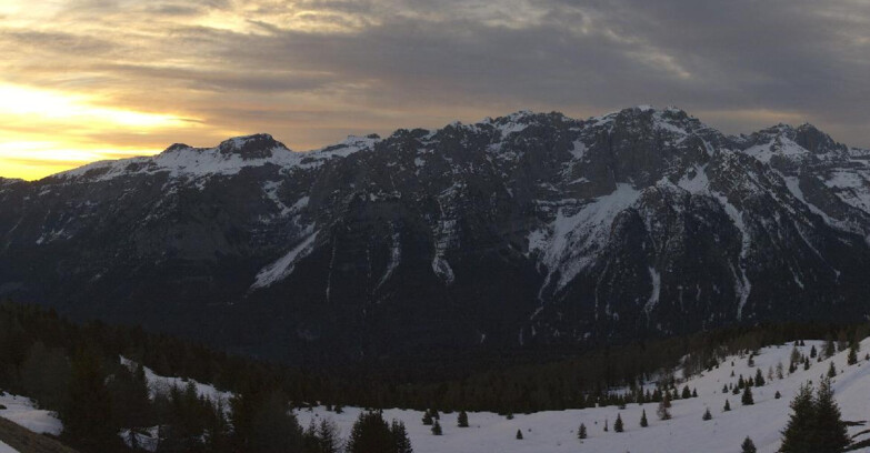 Webcam Skiarea Campiglio Dolomiti di Brenta Val di Sole Val Rendena - Dolomiti di Brenta - Marilleva