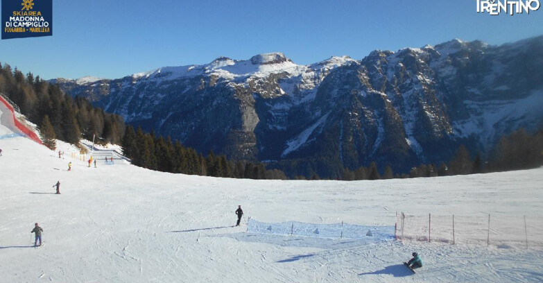 Webcam Ski area Campiglio Dolomiti di Brenta Val di Sole Val Rendena - Pista delle Rocce - Folgarida