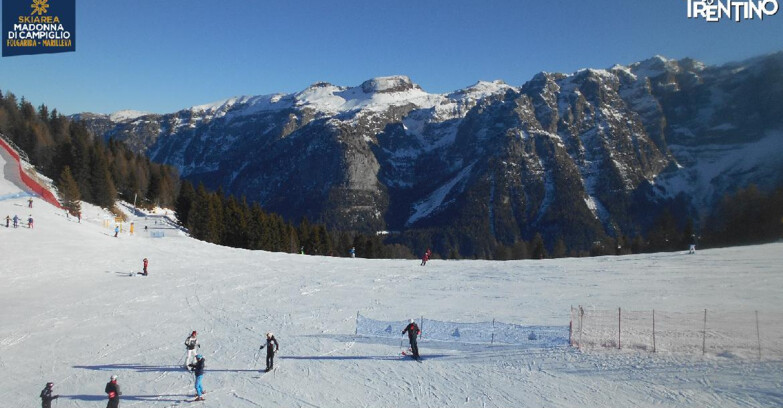 Webcam Ski area Campiglio Dolomiti di Brenta Val di Sole Val Rendena - Pista delle Rocce - Folgarida