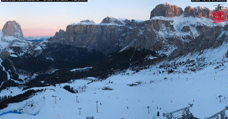 Webcam Canazei-Belvedere  - SKIAREA BELVEDERE 