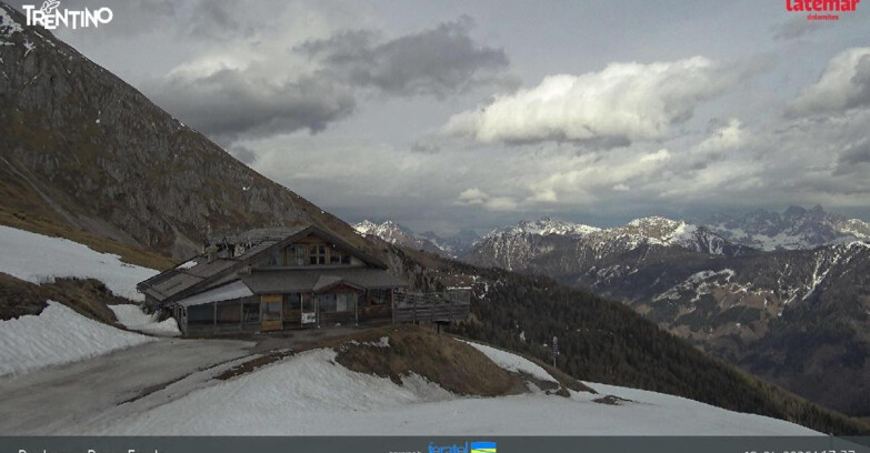 Webcam Пампеаго - Предаццо - Оберегген	 - Latemar- Feudo Ovest