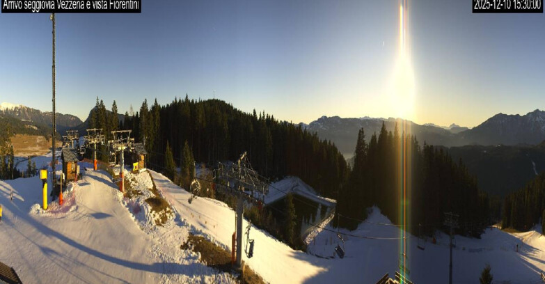 Webcam Lavarone Skigegiet - Laghetto Sessellift 