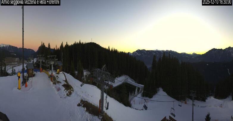 Webcam Lavarone Skigegiet - Laghetto Sessellift 