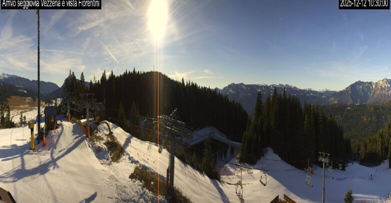 Webcam Lavarone Skigegiet - Laghetto Sessellift 