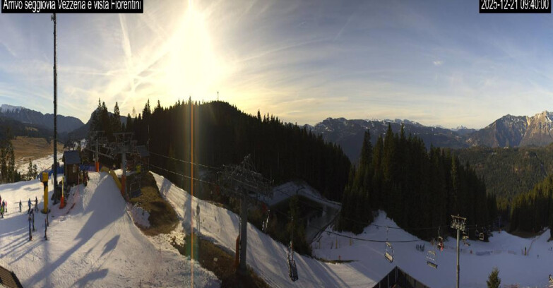 Webcam Lavarone Skigegiet - Laghetto Sessellift 