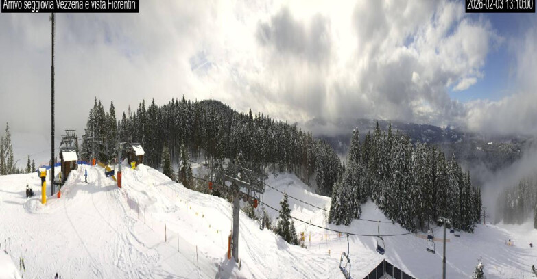 Webcam Lavarone - Chair lift Laghetto 