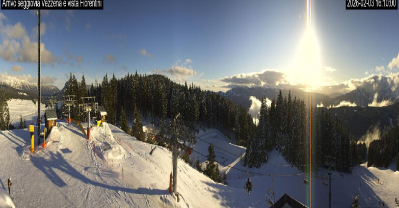 Webcam Lavarone Skigegiet - Laghetto Sessellift 