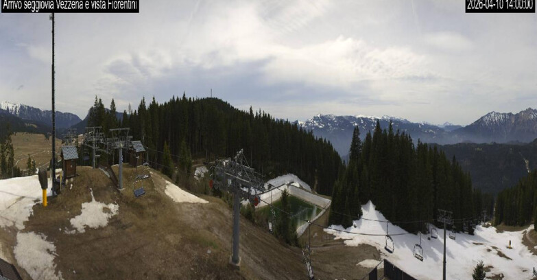 Webcam Lavarone Skigegiet - Laghetto Sessellift 