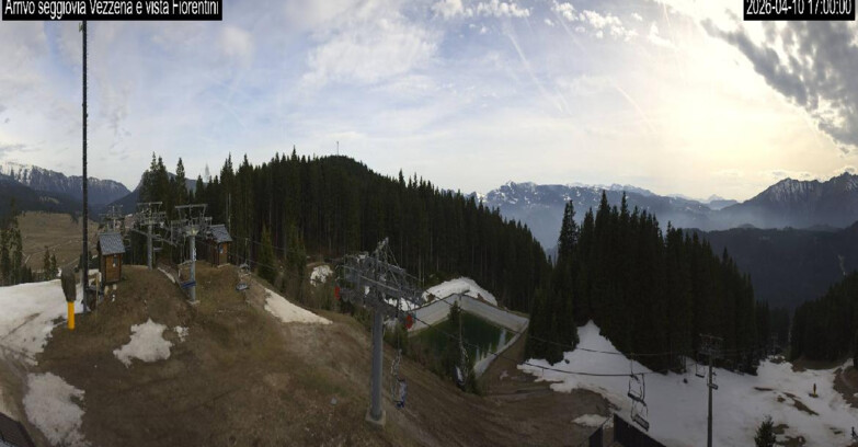 Webcam Lavarone Skigegiet - Laghetto Sessellift 