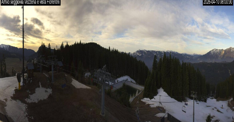 Webcam Lavarone Skigegiet - Laghetto Sessellift 