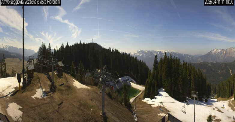 Webcam Ski Area Lavarone  - Chair lift Laghetto 
